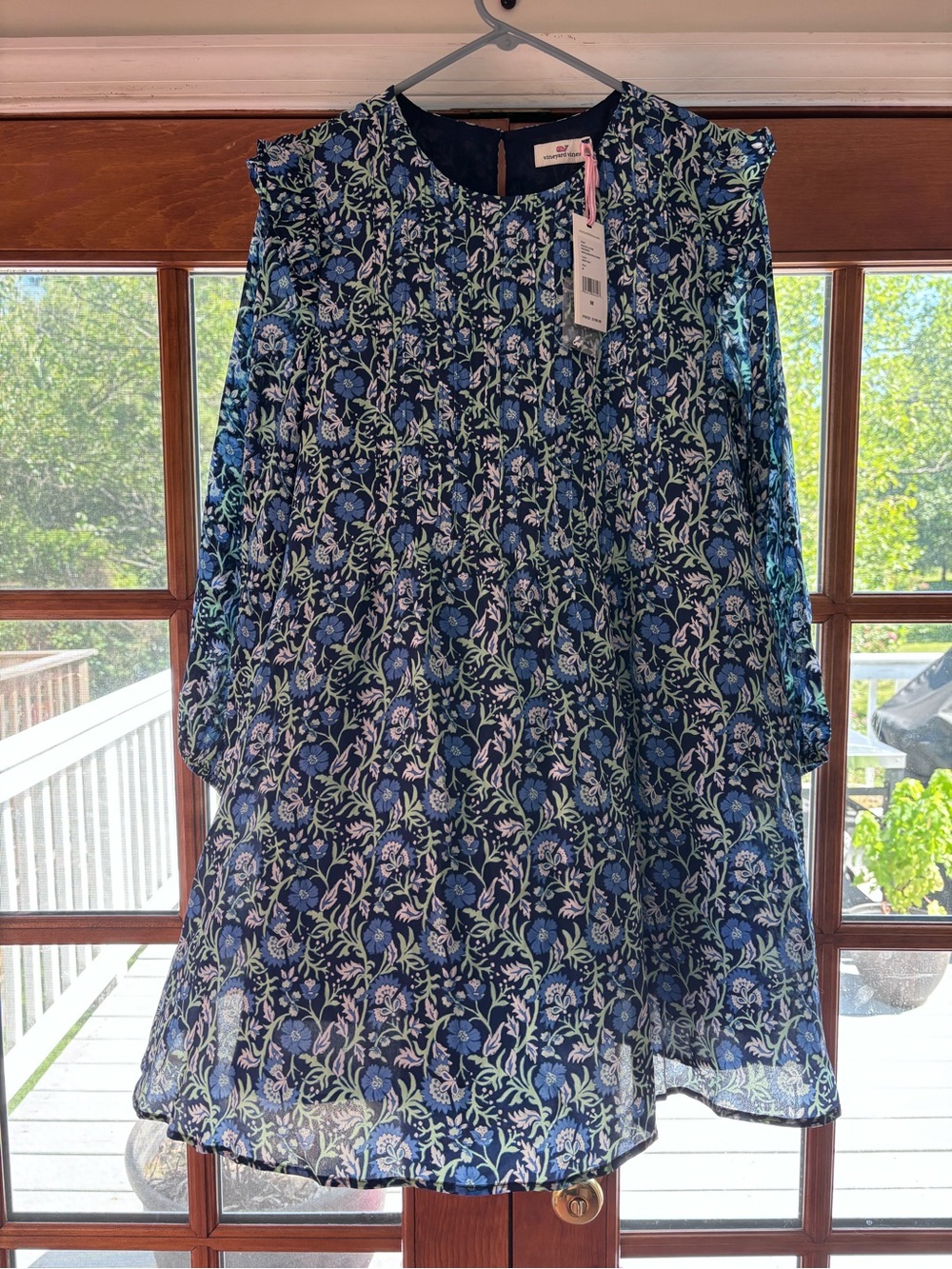 Vineyard vines winter garden pintuck dress size medium